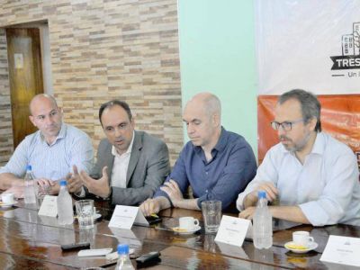 Molina junto a intendentes