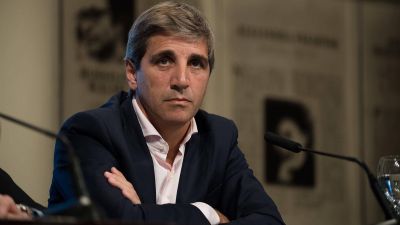 El Gobierno podr�a captar unos USD 15.000 millones en la primera colocaci�n de deuda de 2017