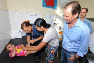Comenz� a aplicarse oficialmente Entre R�os el calendario de vacunaci�n 2017 