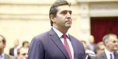 Hern�ndez: �El dinero de la corrupci�n es el que despu�s falta en obras para la gente�