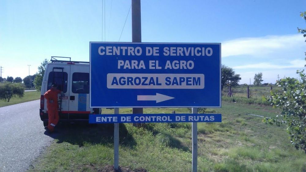 Ponen 50 carteles indicativos en rutas y autopistas