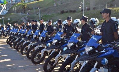 Di Cesare sum� 16 motos a la polic�a y elogi� a Ritondo: �Tenemos un ministerio de puertas abiertas�