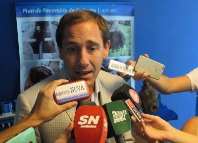 Presentaron obras para la distribuci�n de agua potable en los barrios de La Plata