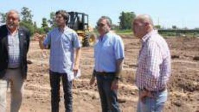 Alfaro supervis� el inicio de los trabajos de urbanizaci�n de la Costanera