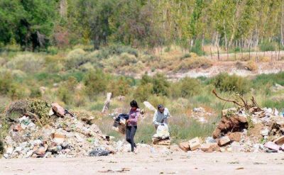 Palmira no consigue deshacerce del humo y el mal olor a basura