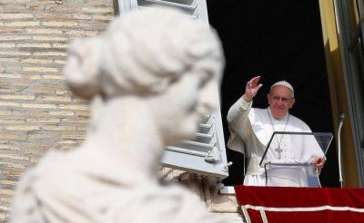 El Papa reza por v�ctimas del centro de Italia y agradece a los socorristas