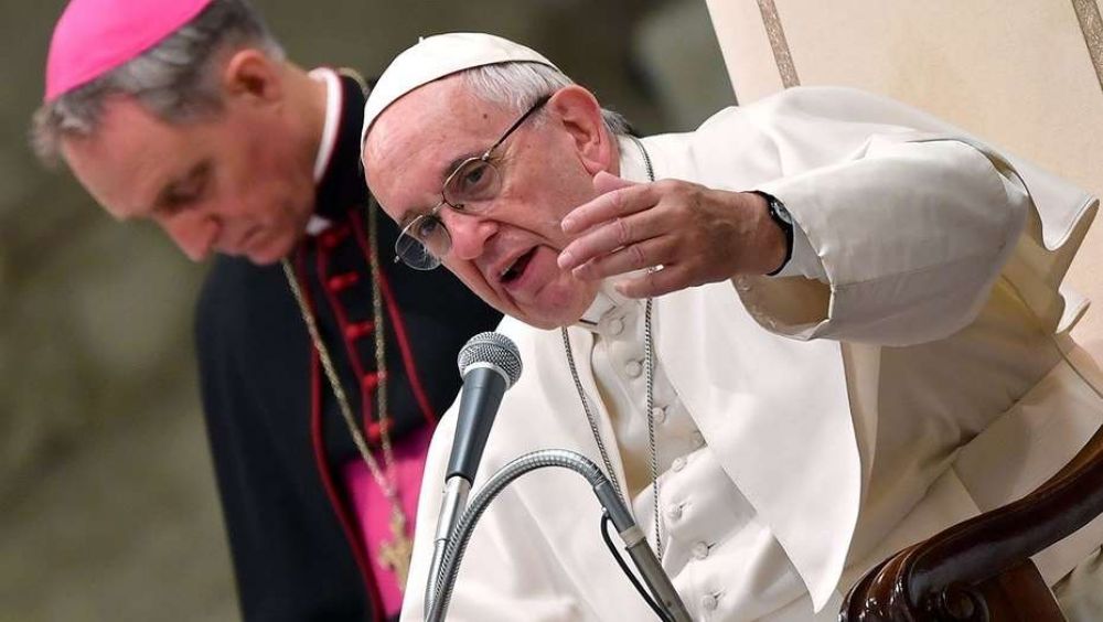 El papa Francisco volvi a quejarse de los polticos argentinos que se sacan fotos con l para 