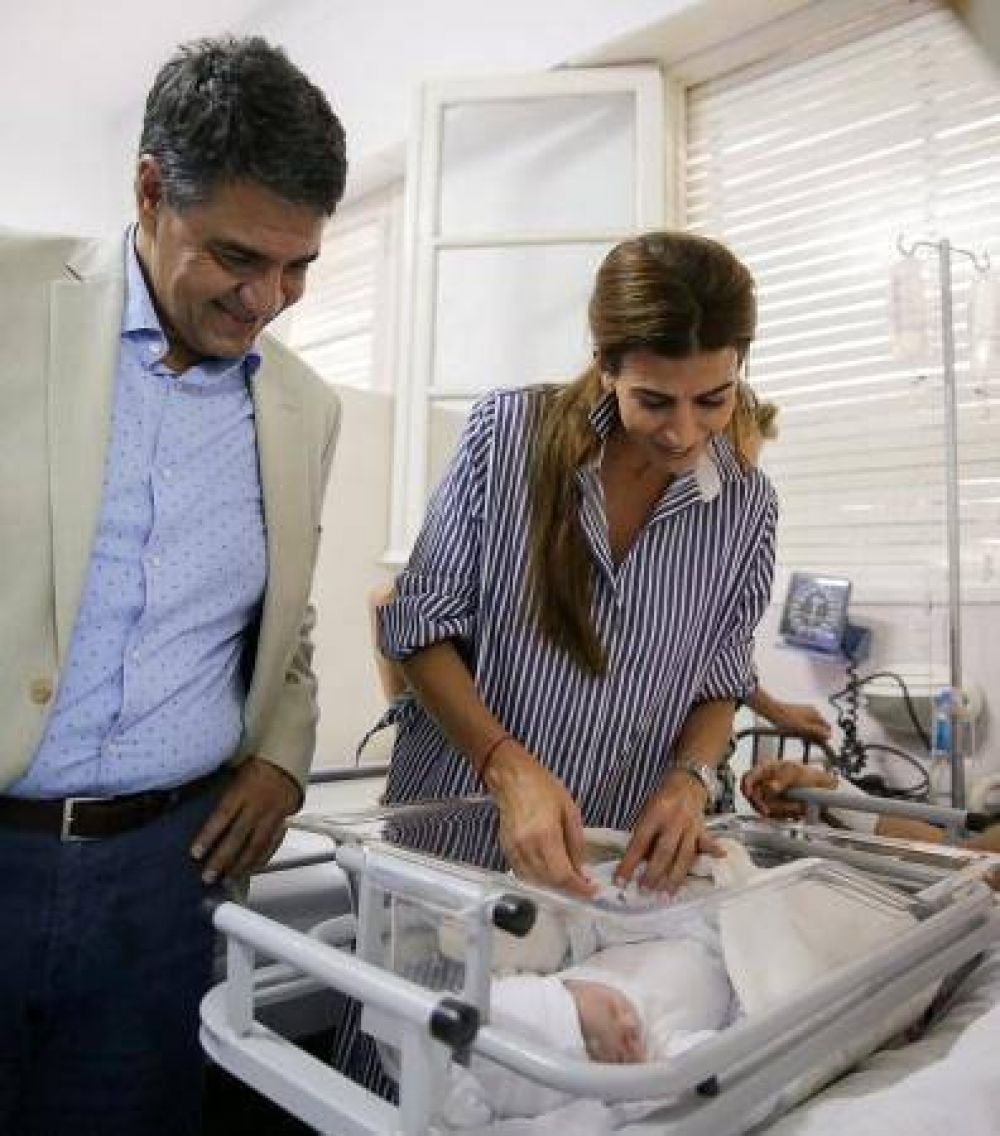 Awada pis� el Conurbano bonaerense y marc� la cancha en la interna PRO
