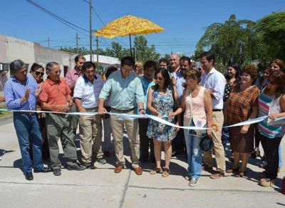 Se suman obras de pavimentaci�n