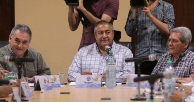 El Gobierno modific� las ART por decreto y tens� la relaci�n con la CGT