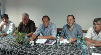 La Mesa de Enlace carg� duro contra la Provincia por la ley de bosques