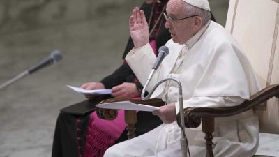 El Papa Francisco saludar� a las hijas y la exesposa del fiscal Alberto Nisman