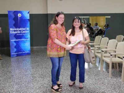 Entregaron cr�ditos de Econom�a Social por m�s de trescientos mil pesos