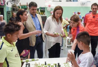 Vidal se mostr� junto a Jorge Macri en Vicente L�pez