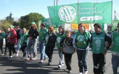 ATE advierte que no aceptar� una suba salarial de solo el 18%