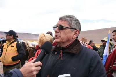 Solorza: Trabajamos arduamente para que el pa�s reconozca la valent�a de La Rioja en la historia