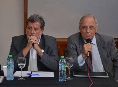 Movimientos en Provincia: alfil de Elustondo en Investigaciones Cient�ficas peg� el portazo