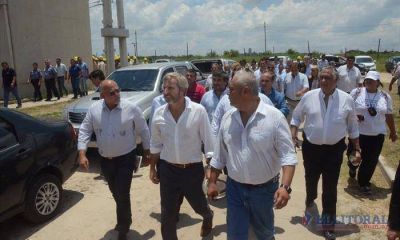 Junto a R�os, el ministro del Interior anunci� la construcci�n de 250 viviendas