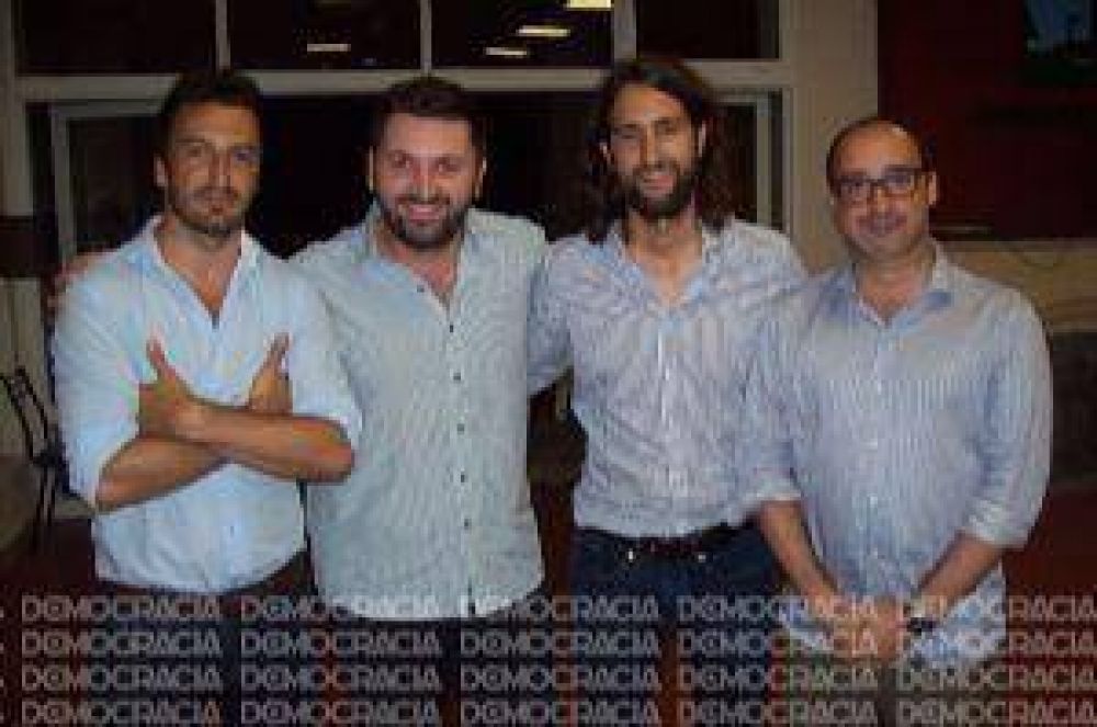 Con la mirada puesta en las elecciones, j�venes radicales se reunieron en Jun�n