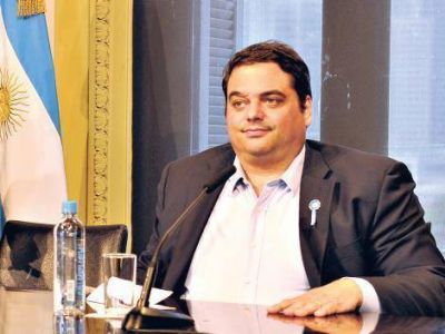 Dec�an que crec�a, pero el empleo cay�
