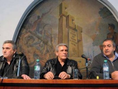 �Es imposible mudar de d�a nuestra tristeza�