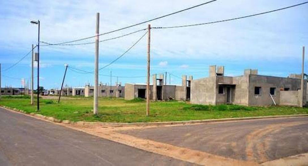 Reparan viviendas afectadas por el temporal