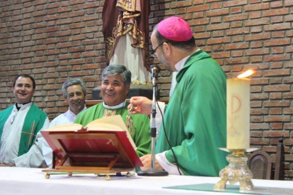 Mons. Barba: �Seamos una parroquia que no termina en cuatro paredes�