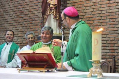 Mons. Barba: �Seamos una parroquia que no termina en cuatro paredes�
