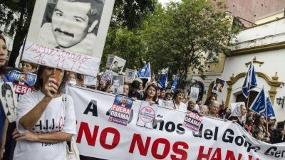 El Gobierno respondi� las cr�ticas por el feriado del 24 de marzo: 