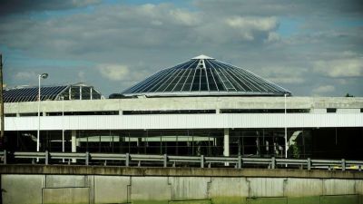 Terminal fantasma: Dellepiane est� lista para abrir, pero los micros no quieren ir