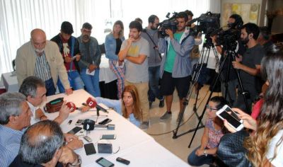 La CGT cuestiona la gesti�n de Mauricio Macri y no descarta un paro general