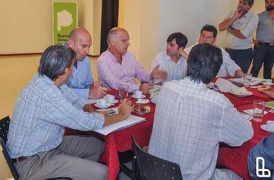 Grindetti anfitri�n de reuni�n con la Subsecretaria de vivienda bonaerense