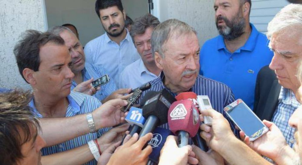 Schiaretti tambi�n rechaza que el feriado del 24 de marzo sea m�vil