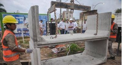 Corral recorre obras h�dricas de la cuenca Flores