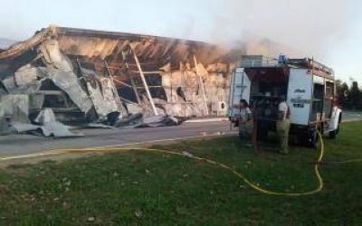 Baradero: Ardi� en llamas planta de empaque que emplea a 180 trabajadores
