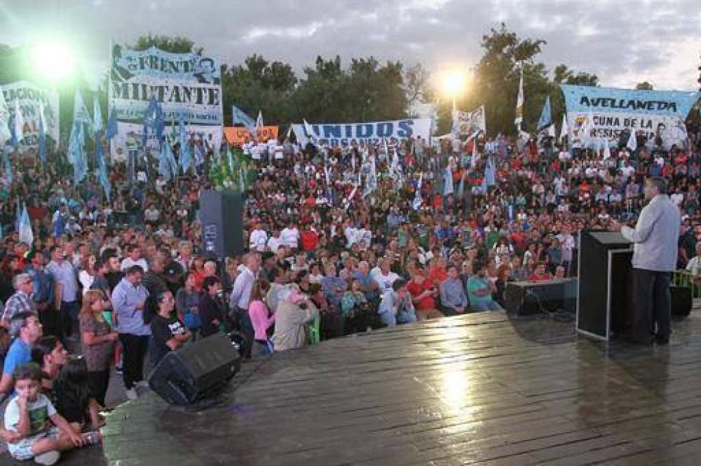 Ferraresi: Voy a trabajar por la unidad y para que CFK sea la candidata