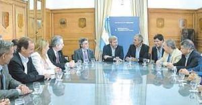 Plan para �coordinar� los aumentos a estatales para controlar el gasto provincial