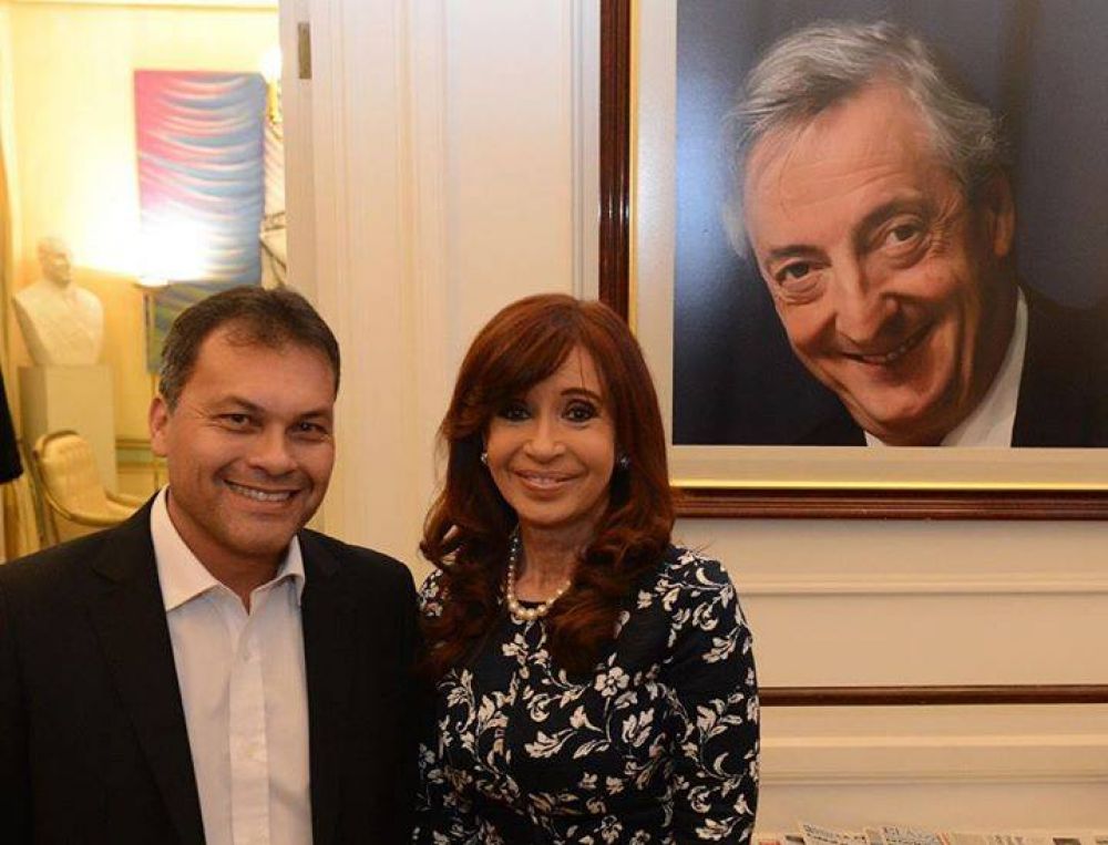 Otro intendente pidi� por Cristina candidata