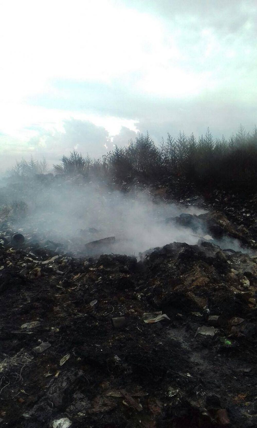 El Basural amaneci� con columnas de humo