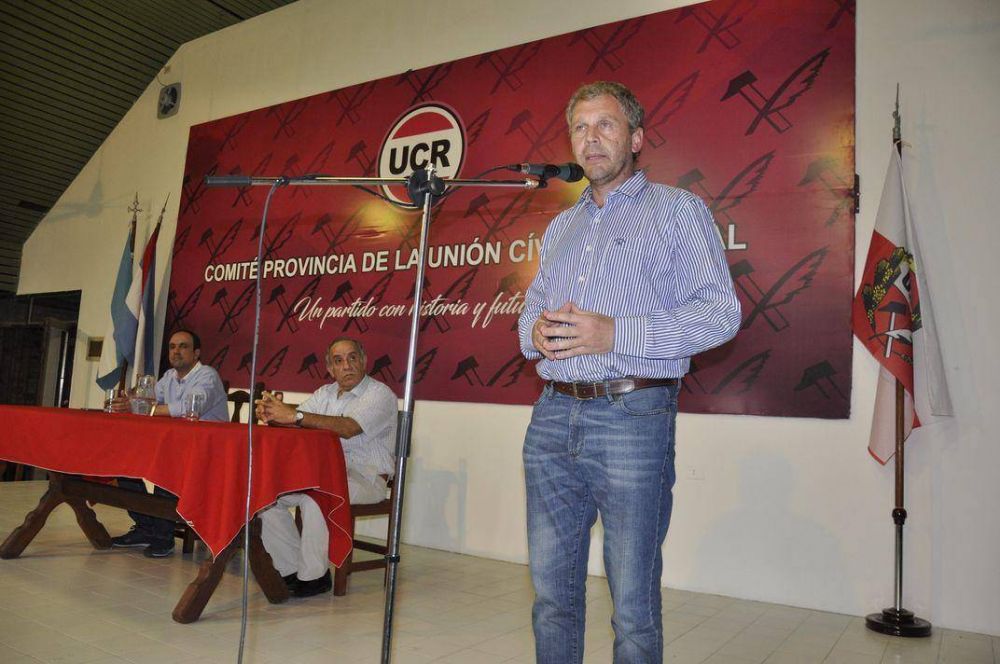 Las autoridades de la UCR se reunir�n con los presidentes de los Comit�s Departamentales 