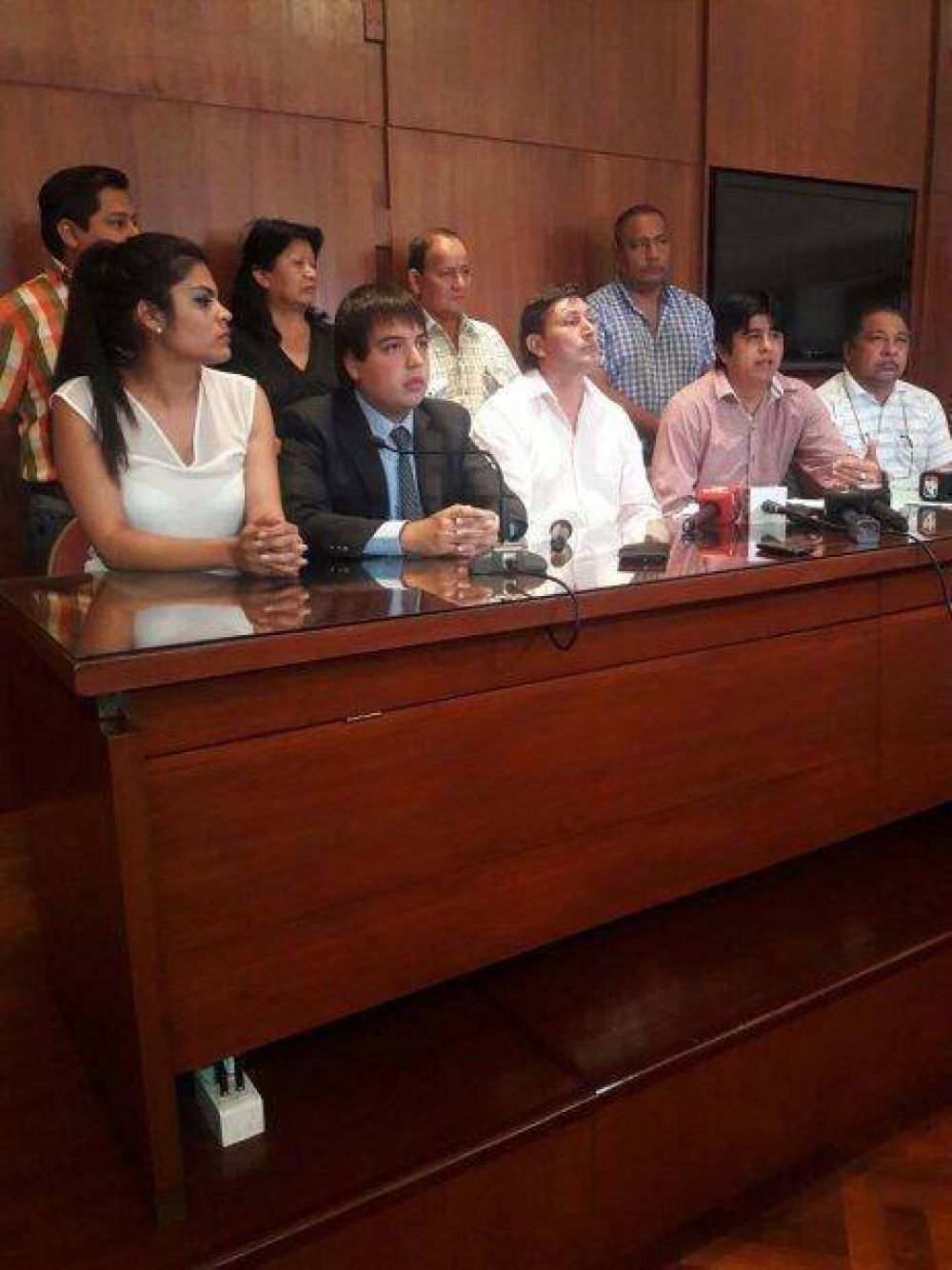 El intendente denunciado piden intervenir el Concejo