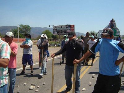 Tartagal: corte, rehenes y desalojo sobre la ruta nacional 34