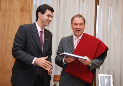 �A qu� se re�nen los gobernadores?
