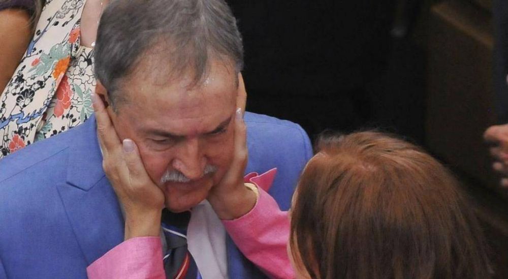 Schiaretti aval� a Macri, pero marc� diferencias pol�ticas