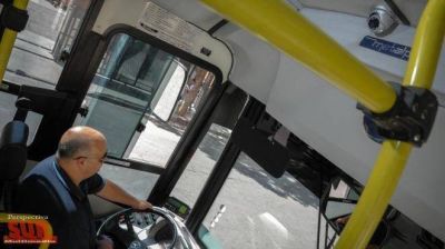 Promulgaron la ley que obliga a los colectivos instalar c�maras de seguridad