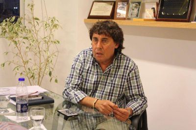 Micheli contra los aumentos de luz: �Garantiza la tasa de ganancia de las privadas�