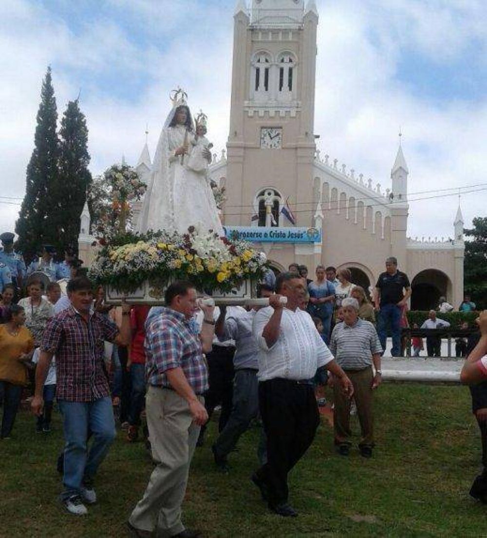 Esta noche ser� el festival en honor a la protectora de los areg�e�os