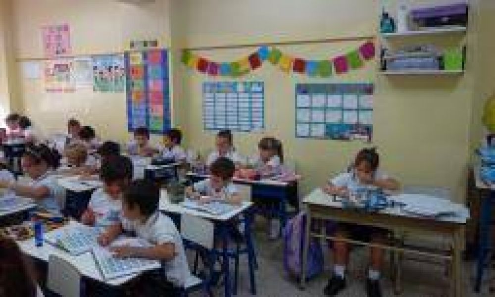 Gremio riojano pide un aumento mnimo de 35% a docentes