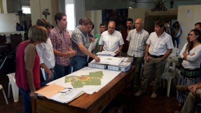 Reuni�n para avanzar en una pronta aprobaci�n del COU