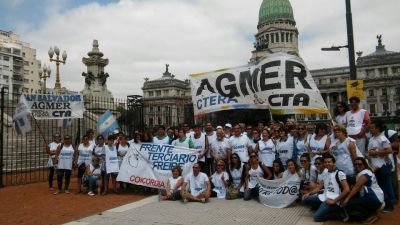 Agmer particip� de la movilizaci�n docente que se realiz� en Buenos Aires 